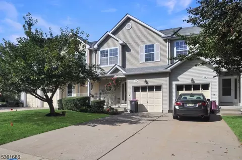 13 Castleton Rd, Princeton, NJ 08540