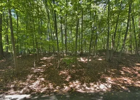 1 Eugene Dr, Saddle River Boro, NJ 07458 photo 1