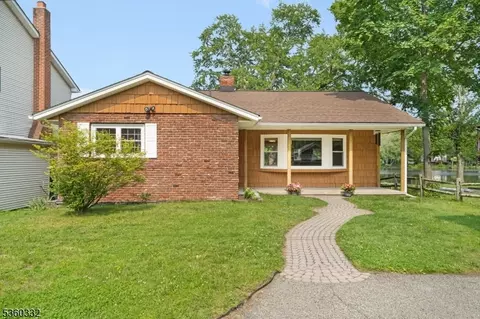 111 Lake Dr, Stanhope, NJ 07874