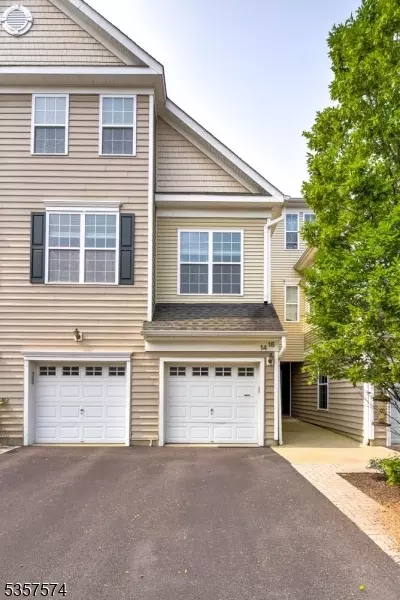 16 Swing Bridge Ln, South Bound Brook, NJ 08880