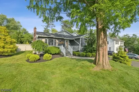 29 Sunset Pl, Millington, NJ 07946