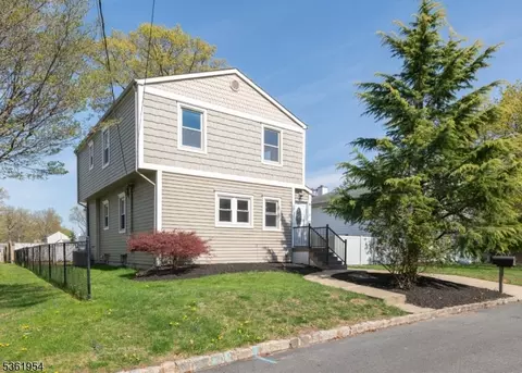 6 Lionel Pl, Whippany, NJ 07981