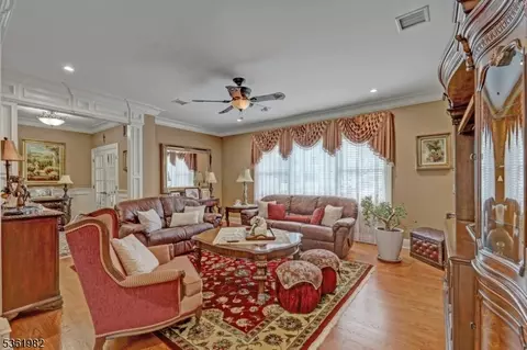143 Maple Ave, Wallington, NJ 07057 photo 6