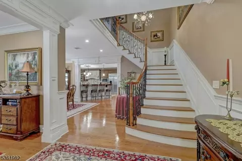 143 Maple Ave, Wallington, NJ 07057 photo 4