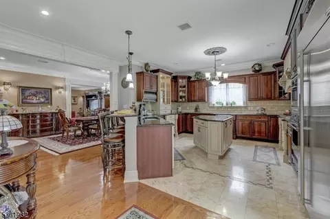 143 Maple Ave, Wallington, NJ 07057 photo 11