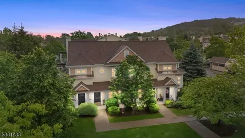 170 Old Farm Dr, Great Meadows, NJ 07838