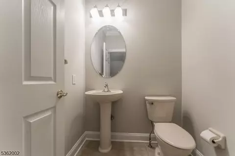 2 Moore Dr, Flemington, NJ 08822 photo 21