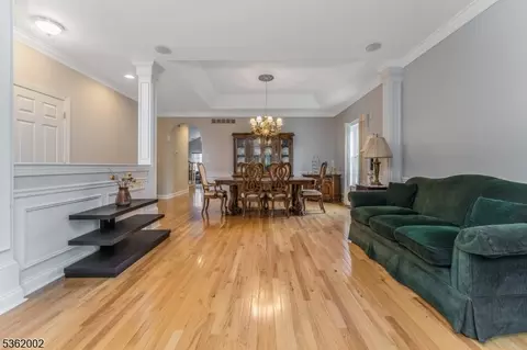 2 Moore Dr, Flemington, NJ 08822 photo 4