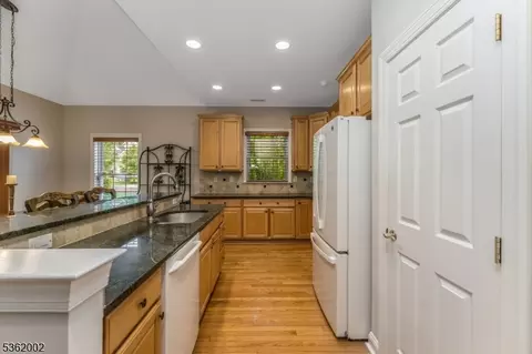 2 Moore Dr, Flemington, NJ 08822 photo 10