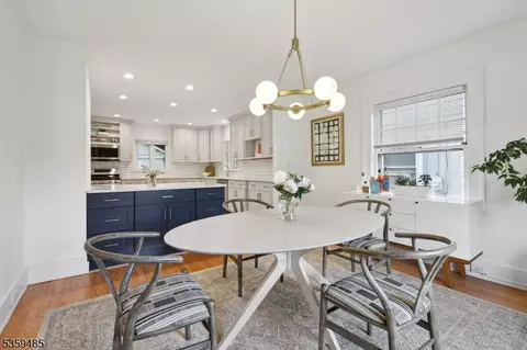 310 Park St, Montclair, NJ 07043