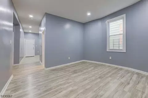 882 S 16th St, Newark, NJ 07108 photo 45