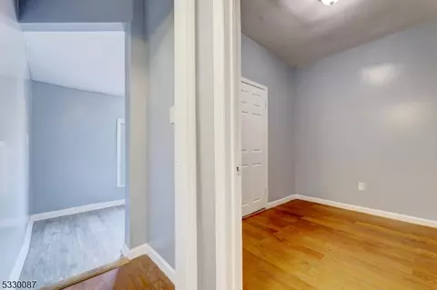 882 S 16th St, Newark, NJ 07108 photo 14