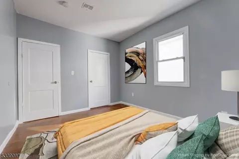 882 S 16th St, Newark, NJ 07108 photo 7