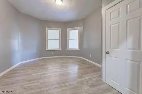 882 S 16th St, Newark, NJ 07108 photo 24