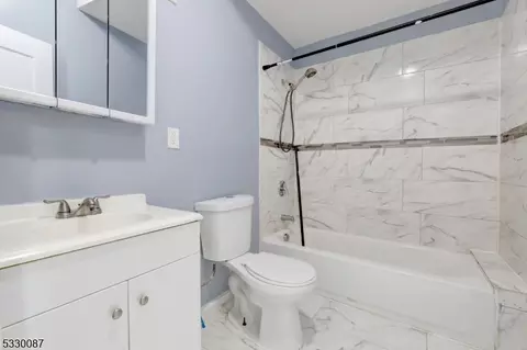 882 S 16th St, Newark, NJ 07108 photo 17