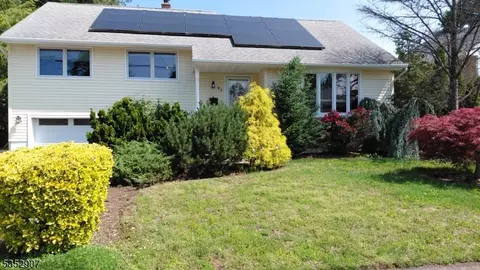 43 Carol Pl, Bloomfield, NJ 07003