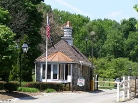 97 Indigo Rd, Hackettstown, NJ 07840 photo 1