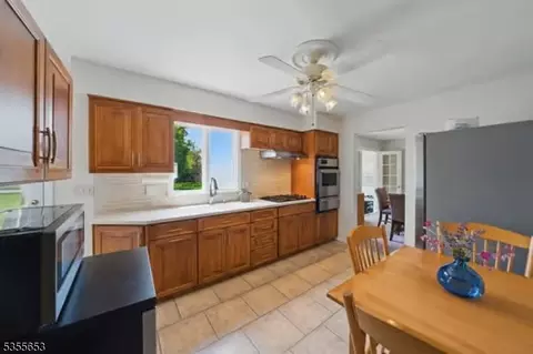 26 Brandywine Rd, Wayne, NJ 07470 photo 9