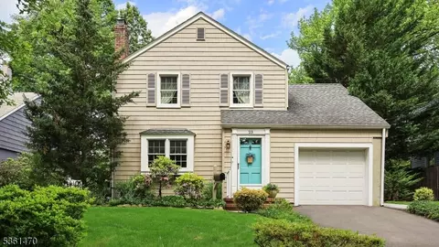 23 Laurel Pl, Fanwood, NJ 07023