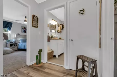 32 Broad Ave, Stanhope, NJ 07874 photo 11