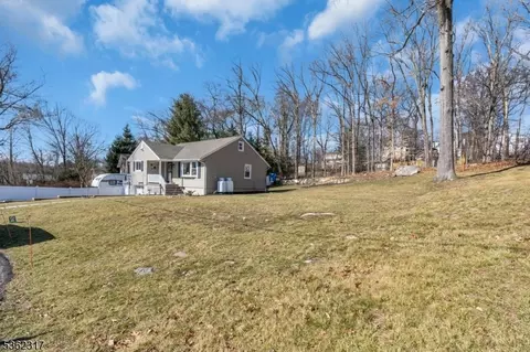 32 Broad Ave, Stanhope, NJ 07874 photo 22