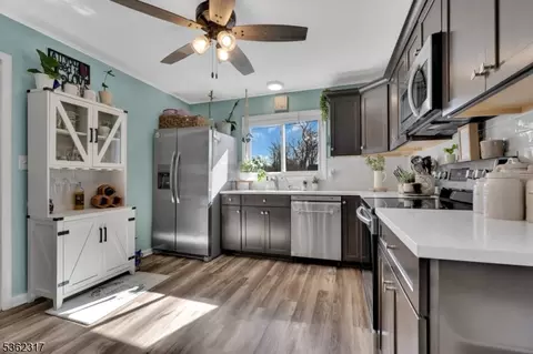 32 Broad Ave, Stanhope, NJ 07874 photo 8