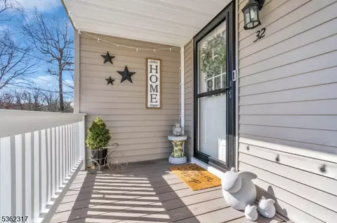 32 Broad Ave, Stanhope, NJ 07874 photo 2