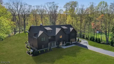 121 Culberson Rd, Bernards, NJ 07920 photo 4