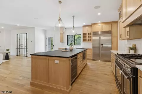 121 Culberson Rd, Bernards, NJ 07920 photo 11