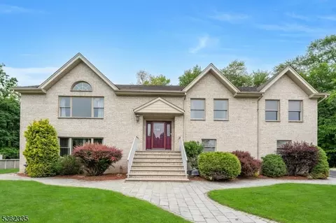 25 Van Duyne Ave, Riverdale, NJ 07457