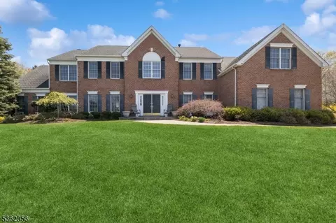 15 Middlesworth Farm Rd, Long Valley, NJ 07853
