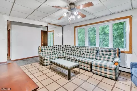 237 Whitmore Ave, Wayne, NJ 07470 photo 8