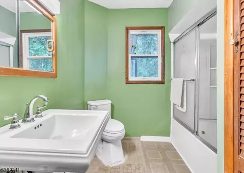 237 Whitmore Ave, Wayne, NJ 07470 photo 16