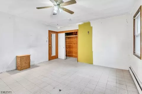 237 Whitmore Ave, Wayne, NJ 07470 photo 19