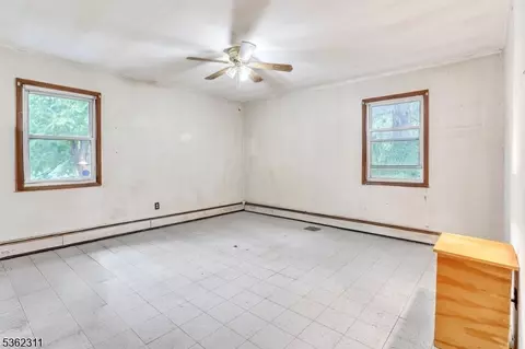 237 Whitmore Ave, Wayne, NJ 07470 photo 18