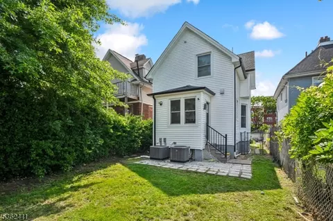 31 Vanderbeck Pl, Hackensack, NJ 07601 photo 10
