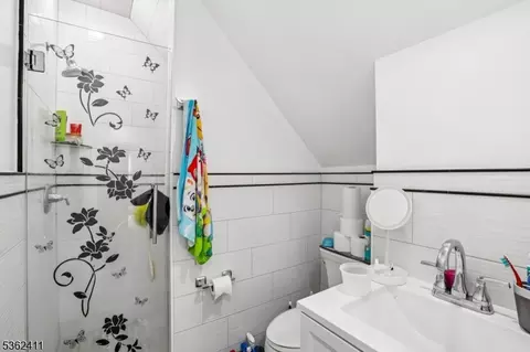 31 Vanderbeck Pl, Hackensack, NJ 07601 photo 13