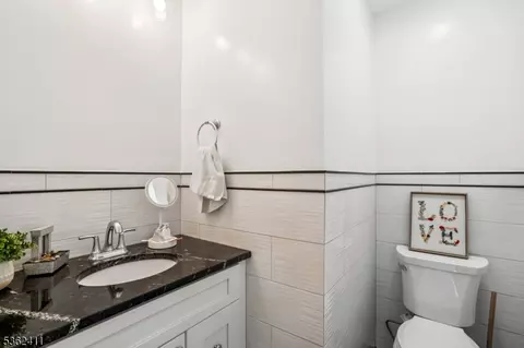 31 Vanderbeck Pl, Hackensack, NJ 07601 photo 12