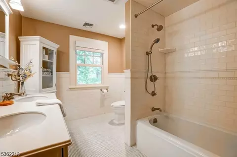 89 Maple St, Millburn, NJ 07041 photo 24