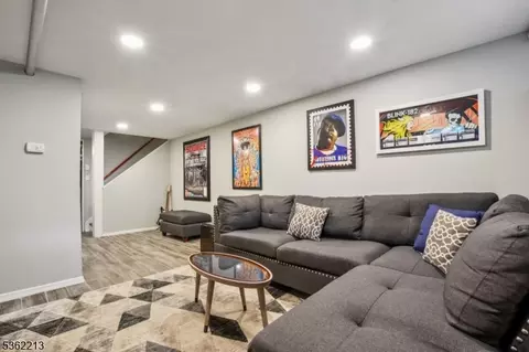 89 Maple St, Millburn, NJ 07041 photo 27