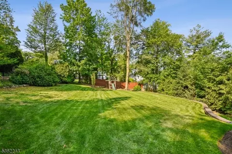 89 Maple St, Millburn, NJ 07041 photo 35