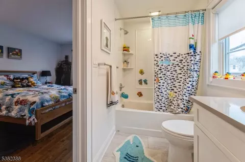 24 Gates Ave #A, Summit, NJ 07901 photo 23