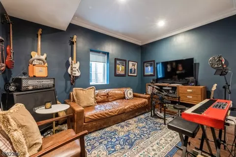 24 Gates Ave #A, Summit, NJ 07901 photo 6