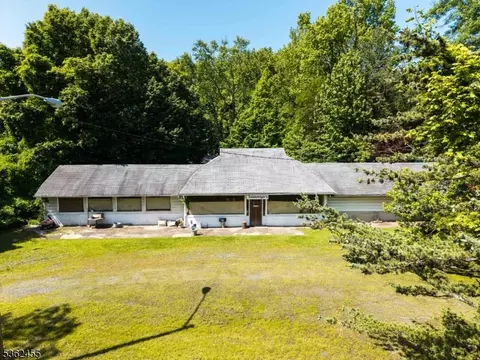 1380 Terrill Rd, Scotch Plains, NJ 07076