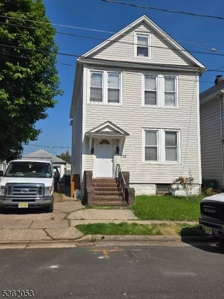 112 Arthur St, Linden, NJ 07036