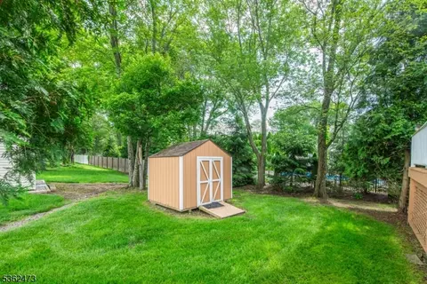 150 Righter Rd, Succasunna, NJ 07876 photo 31