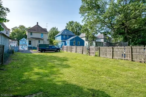 1222 W 3rd St, Plainfield, NJ 07063 photo 29