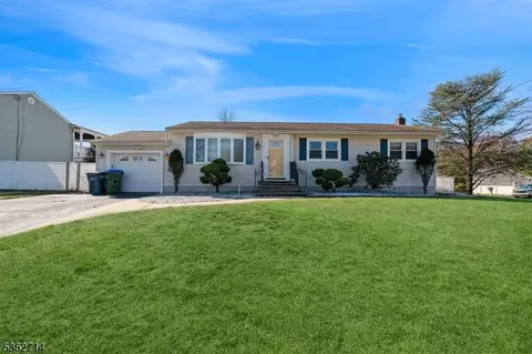 965 New Dover Rd, Edison, NJ 08820