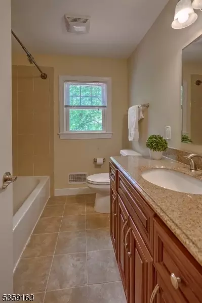 41 Lake Rd, Basking Ridge, NJ 07920 photo 26