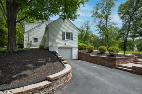 41 Lake Rd, Basking Ridge, NJ 07920 photo 30